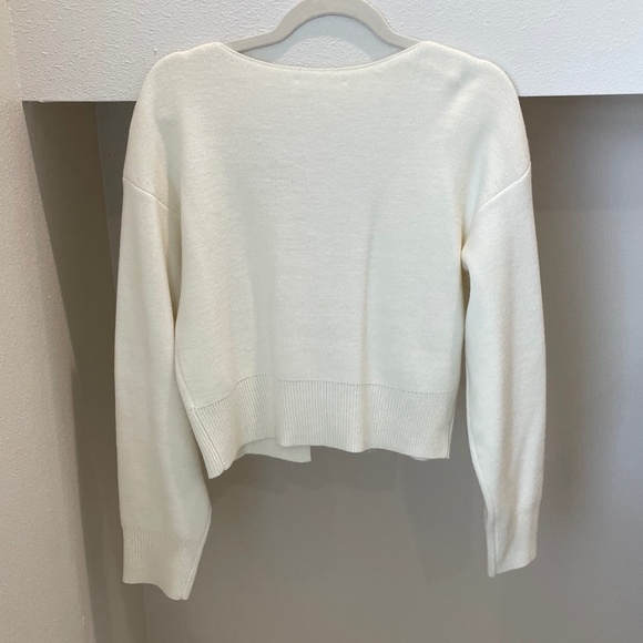 NWOT ASTR The Label Cream / Silver Embellished Bow Cardigan (Size M) - Picture 6 of 7